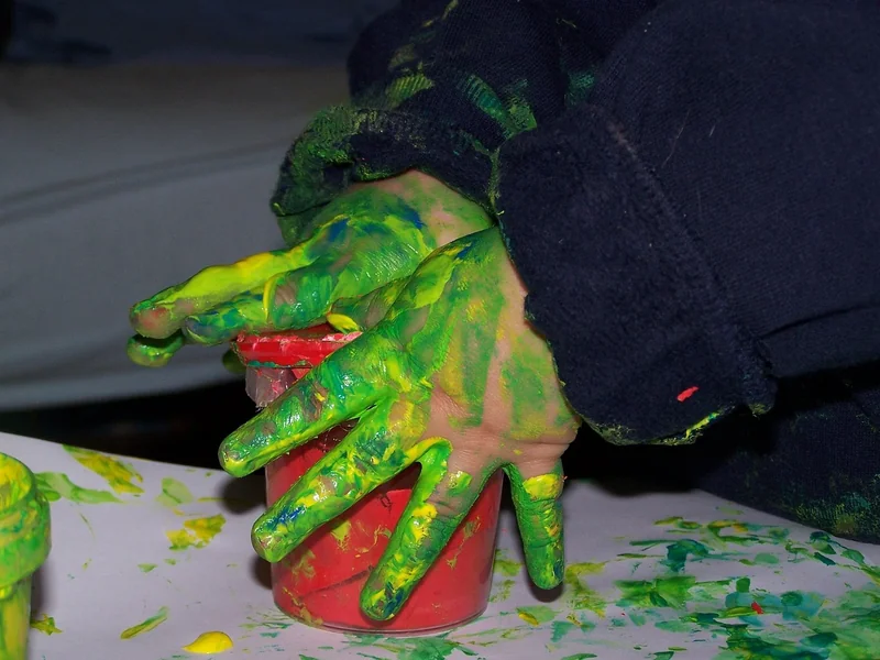 Exemple concret : fiche technique peinture au doigt